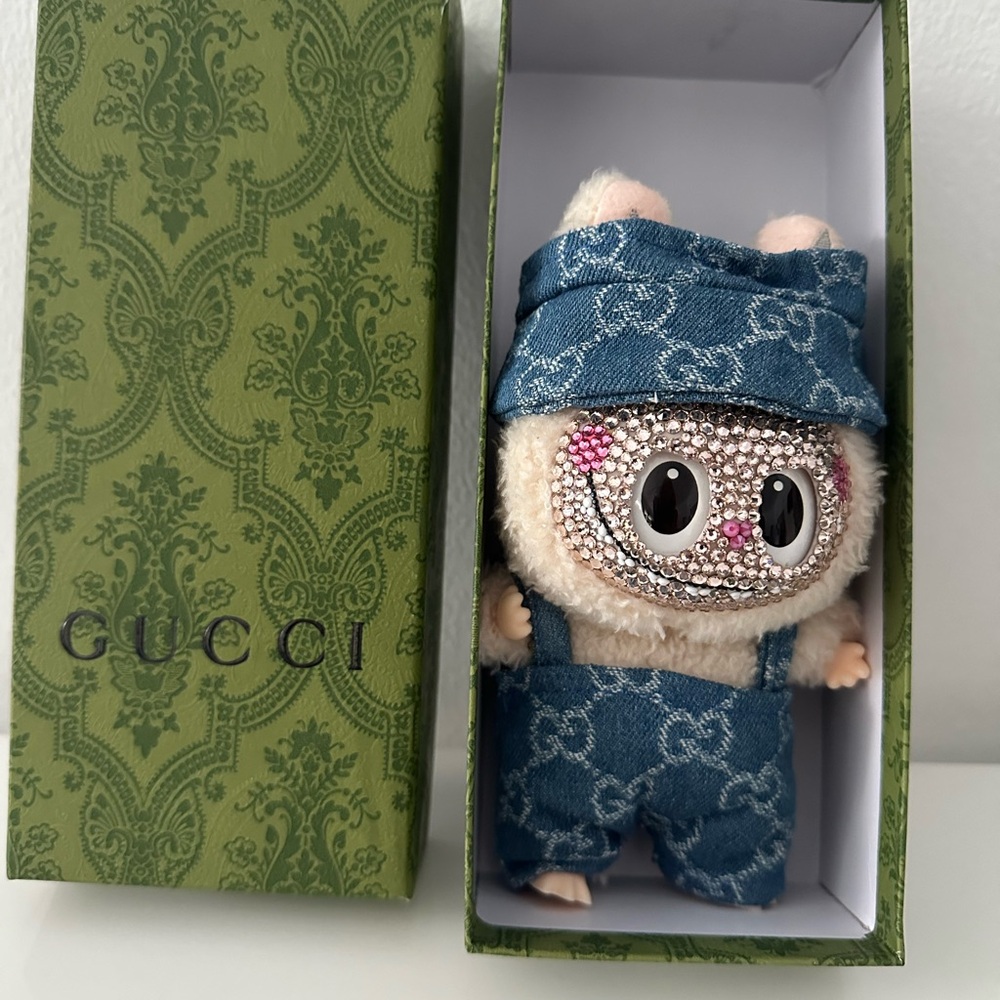 NEW Labubu-inspired Lafufu Swarovski Crystal purse charm keyring w Gucci box